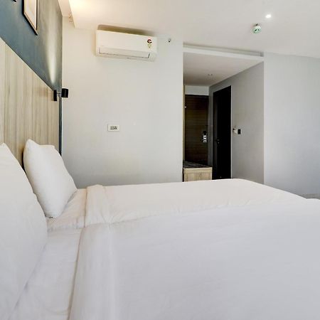 Super Sleek Townhouse Galexia Hotel And Resorts Bangalore Exterior foto